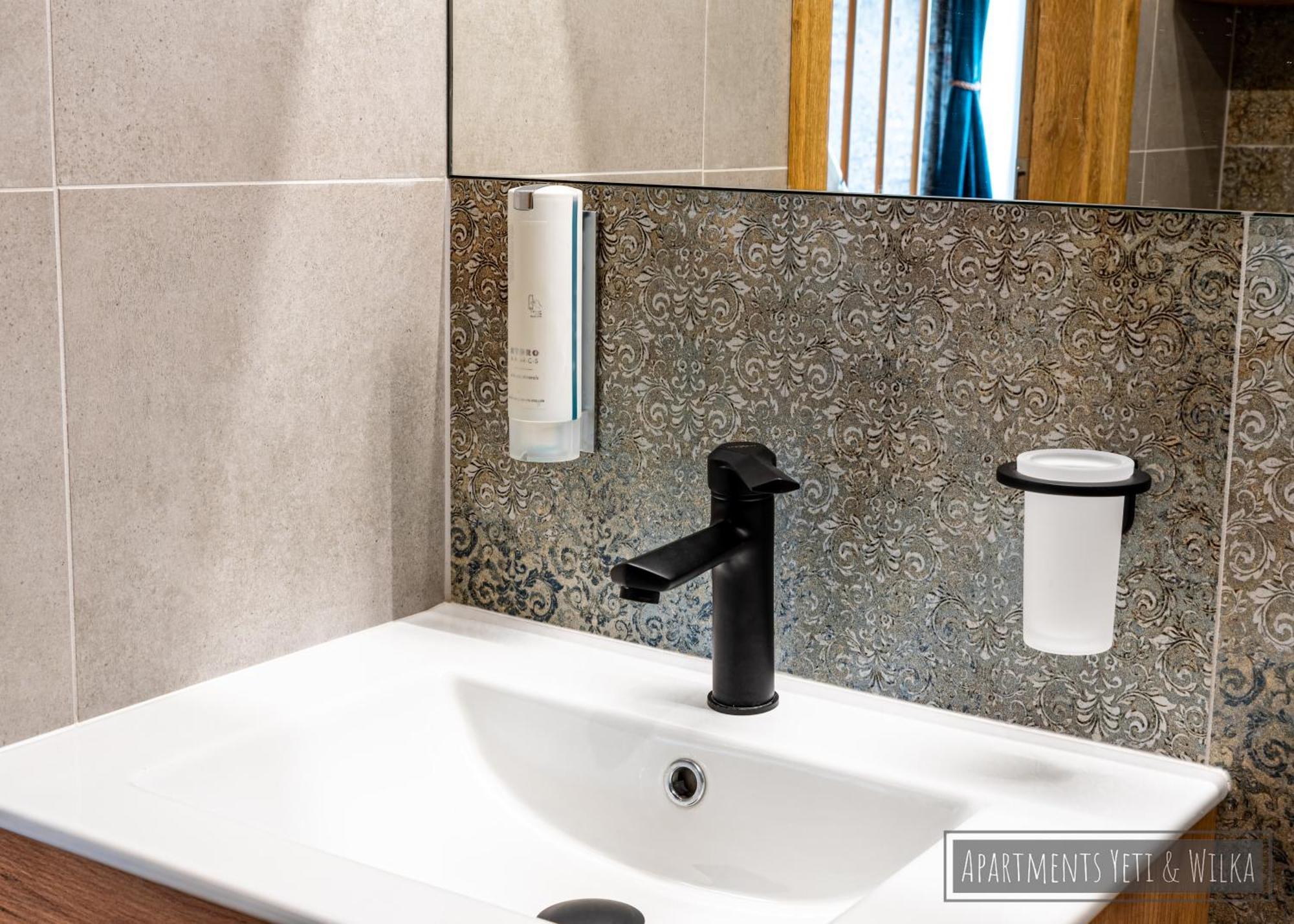 Apartamenty Yeti & Wilka W Centrum Chorzowa: Wilk المظهر الخارجي الصورة